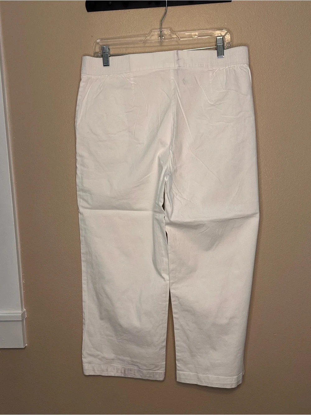 Sag Harbor White Cropped Ankle Pants - Picture 2 of 4